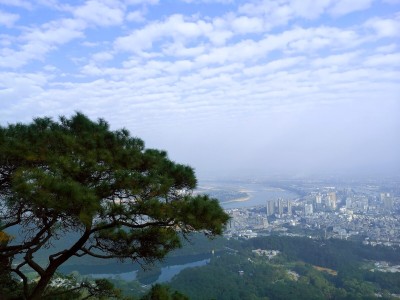 呼和浩特桂平西山：壮乡奇景，美食文化，历史遗迹